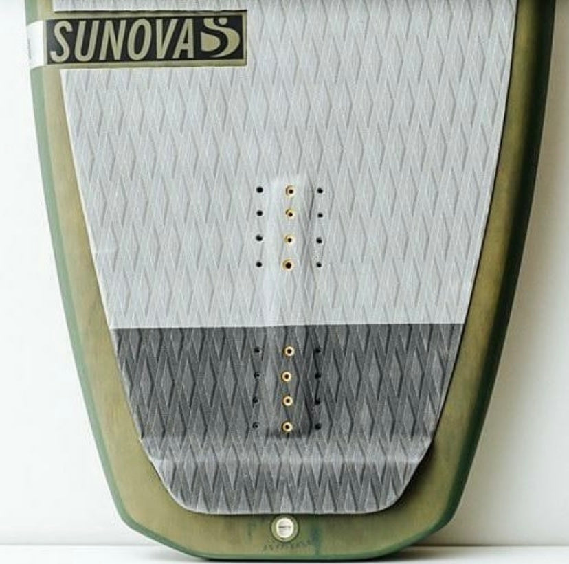 Sunova Aviator WINGFOIL board TR3
