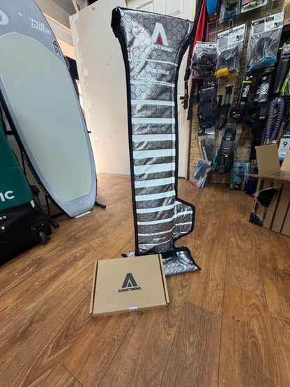 armstrong-foil-assist-integrated-mast