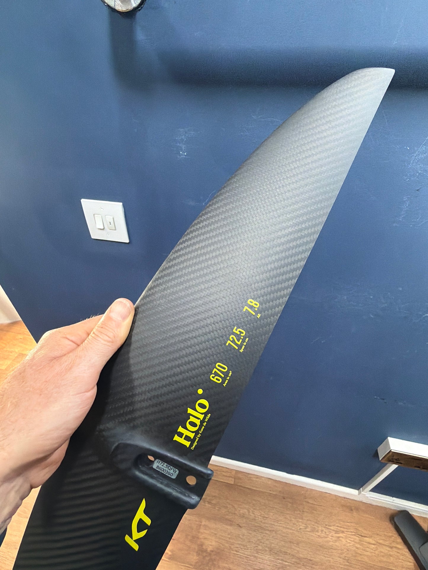 kt-foiling-halo-670-front-hydrofoil